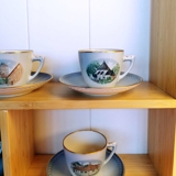 Dänemark Geschirr Tasse (Østerlars Kirche), Bing & Gröndahl (Tasse Ø 7,5 cm - Untertasse Ø 14 cm)