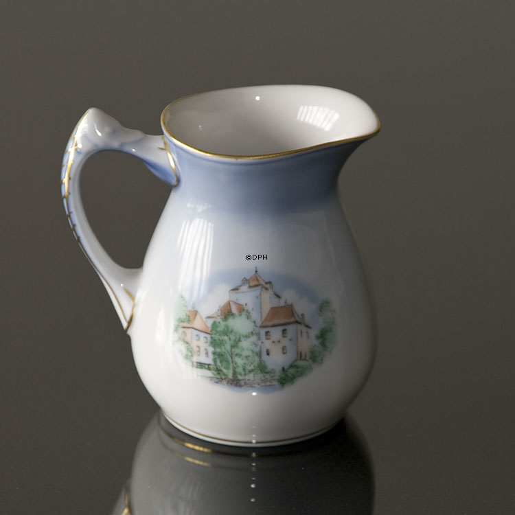 Dänemark Geschirr Sahnekännchen, Højerup Kirche und Gjorslev Herrenhaus, Bing & Gröndahl Nr. 393-3555
