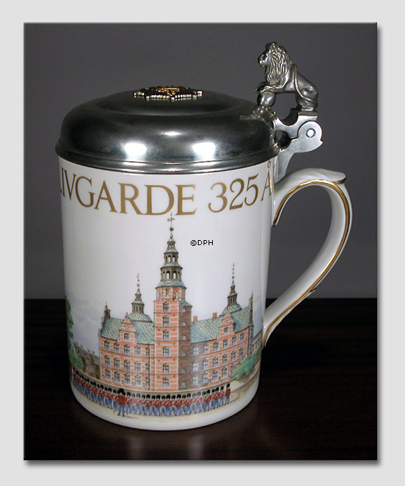 Becher, "Die königliche Leibgarde", 325 Jahre., Royal Copenhagen