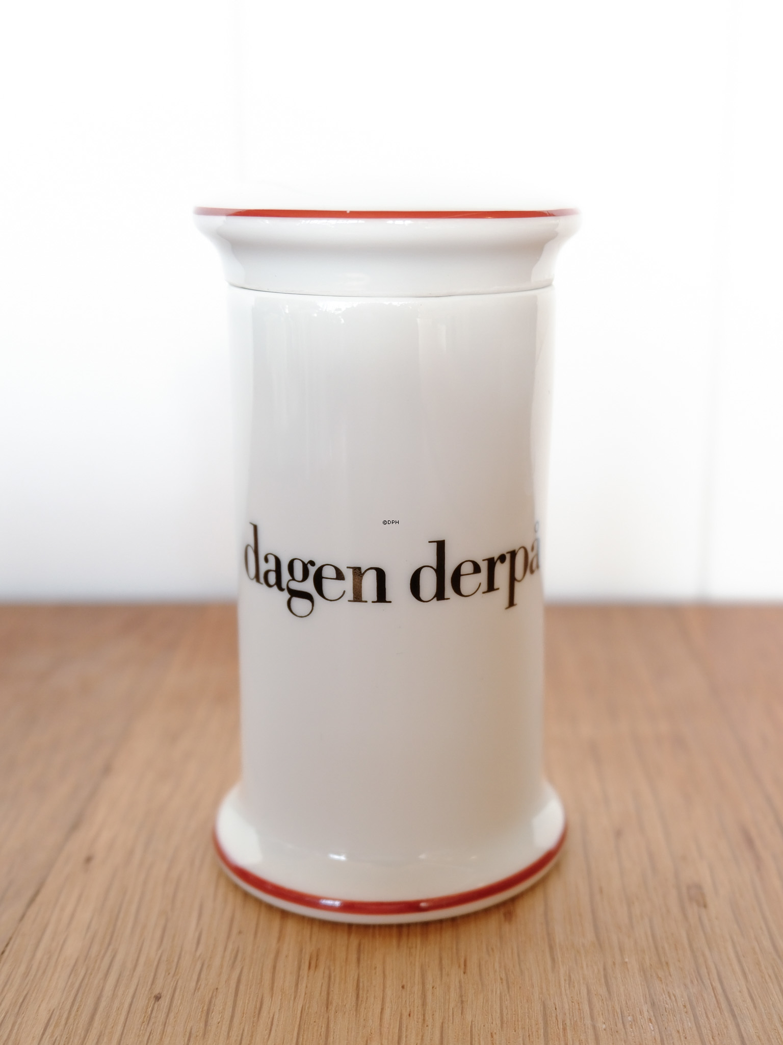 Bing & Gröndahl Gewürzglas, "Dagen derpå" (Am nächsten Tag), Nr. 497