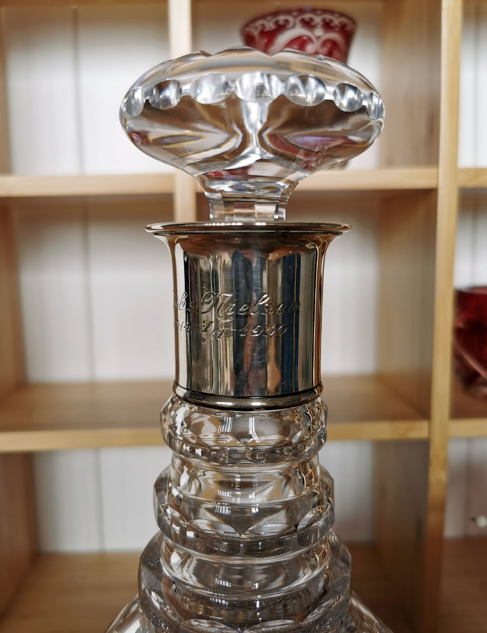 Kristallglas Karaffe mit Gravuren