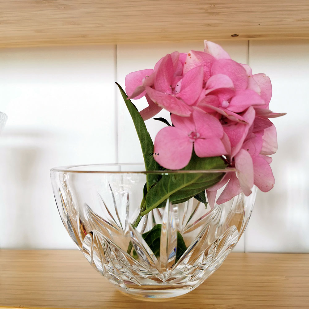 Kristallglasschale mit Gravuren