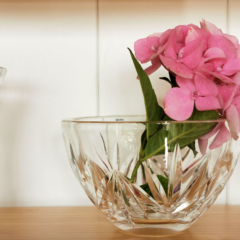 Kristallglasschale mit Gravuren