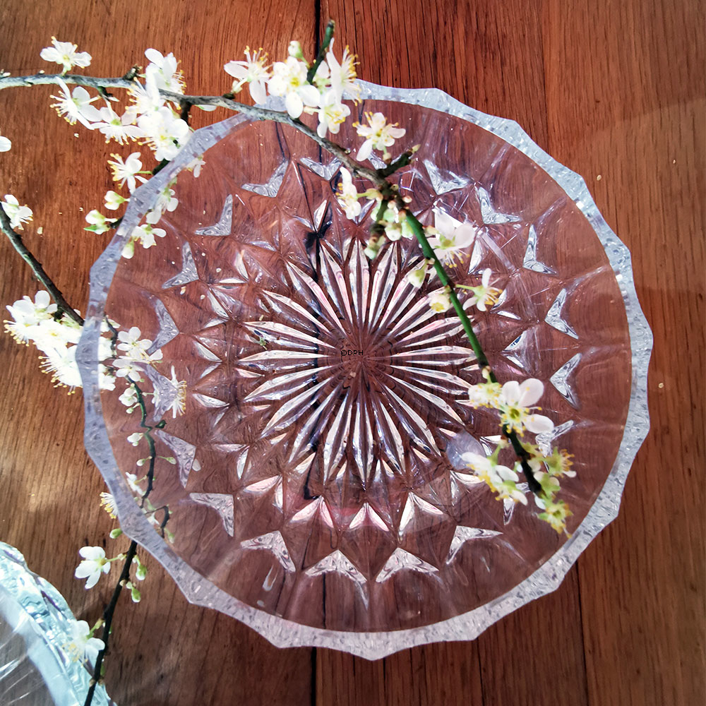 Schale in Prismenglas