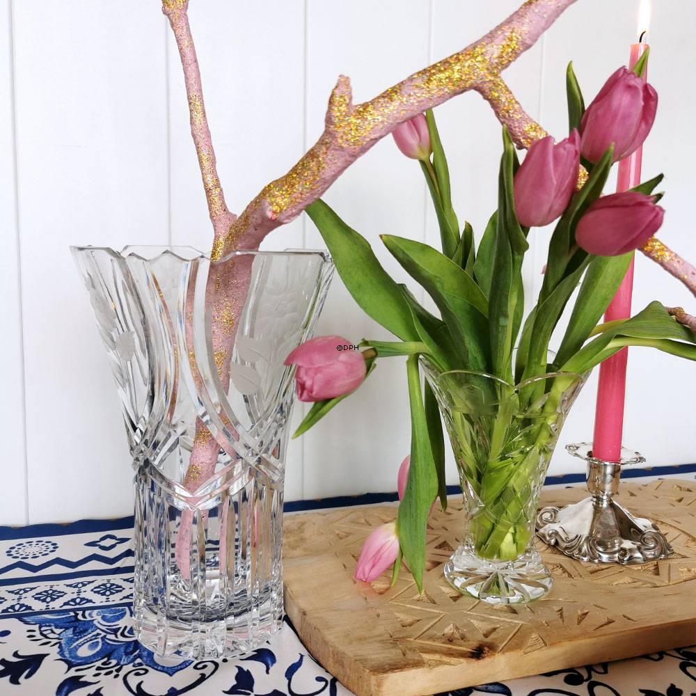Glas Vase mit Schliffen