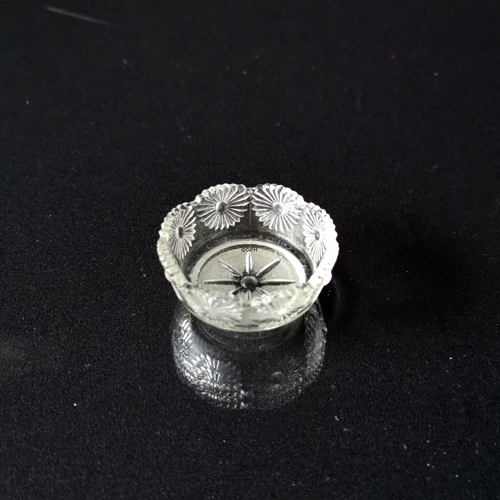 Salzfass mit Gravuren