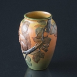 Ipsen Vase mit Eichhörnchen, Nr. 795