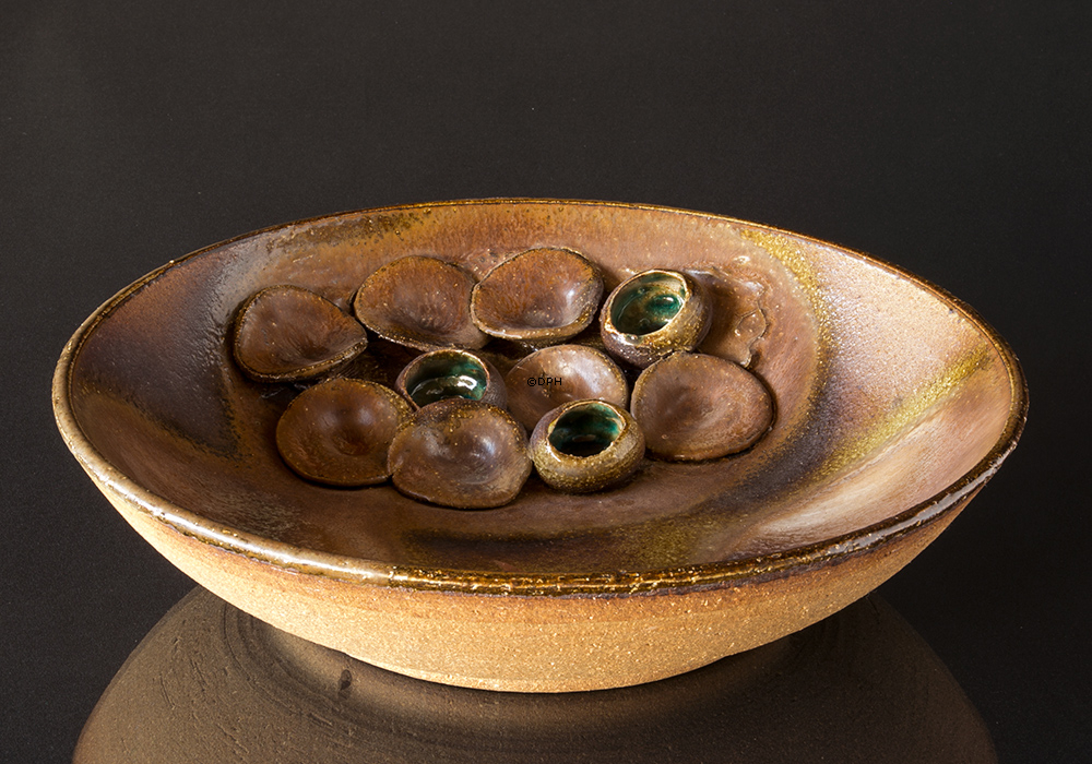 Große Keramikschale mit Wasserpflanze Dekoration