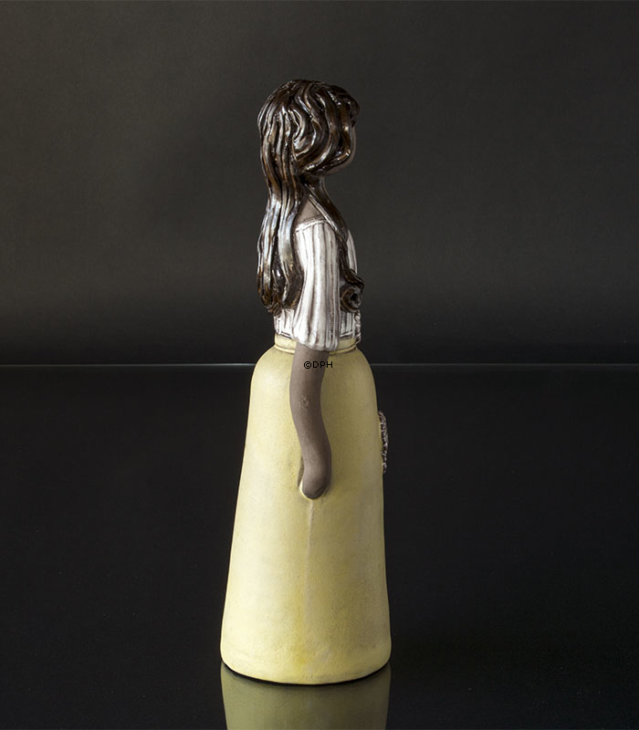 Figur Blumenmädchen in Keramik