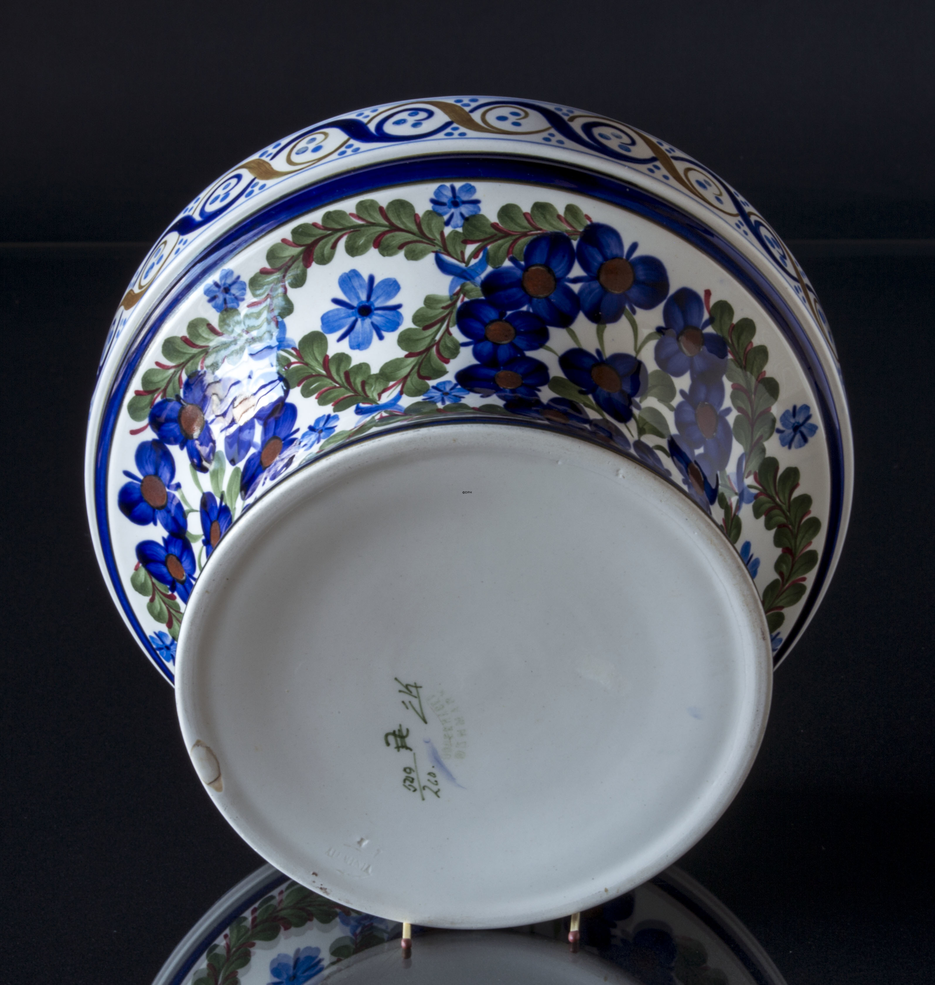 Aluminia Blumenverzierungsschüssel / Jardiniere Nr. 529-260