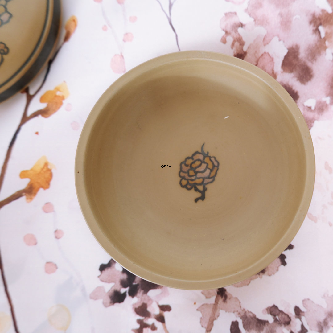 L. Hjorth Krug mit Deckel Nr. 10, mit Vogel