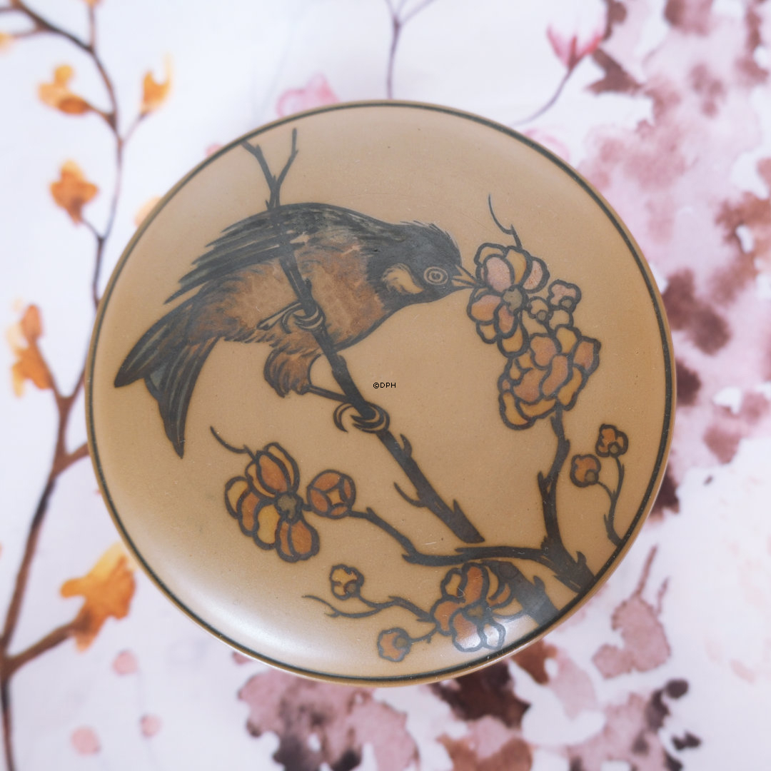 L. Hjorth Krug mit Deckel Nr. 10, mit Vogel