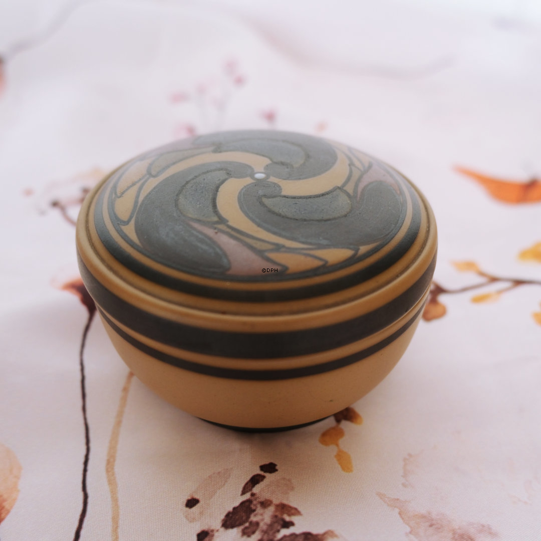 L. Hjorth Krug mit Deckel Nr. 11