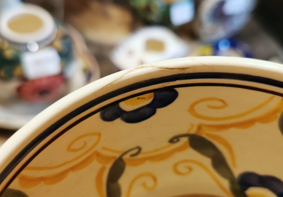 Aluminia Schale mit Henkeln auf Fuß Nr. 732-850 (mit kleinen Fehlern)