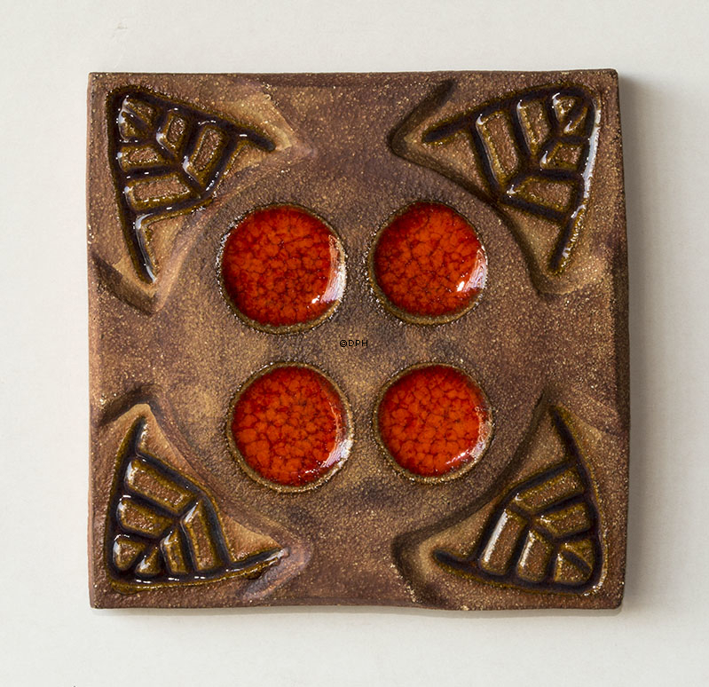 Relief mit Blume, Søholm, Steinzeug Nr. 3574-2