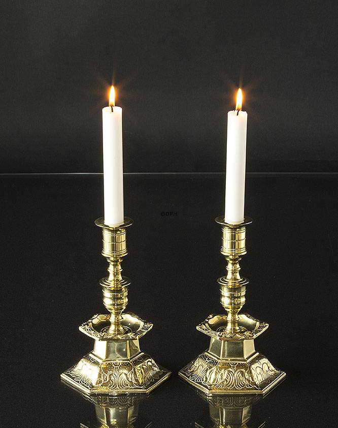 Kerzenhalter aus Messing, Set, 21 cm hoch, Antik