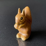 Eichhörnchen, Figur von Knud Basse H11cm  (kleine Reparatur in der Nähe des Ohrs)