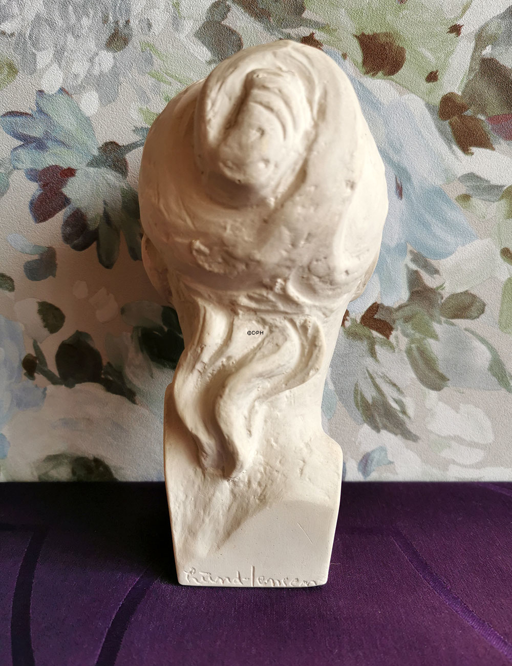 Robert Lund Jensen Büste, Frau