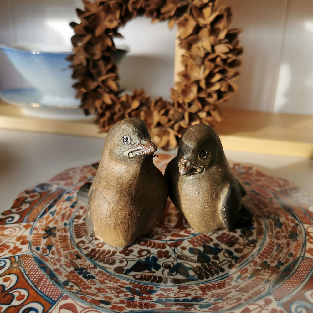 Spatzenfiguren, Satz von 2
Spatzenfiguren von Niels Gunder Knudsen, Signiert NGK