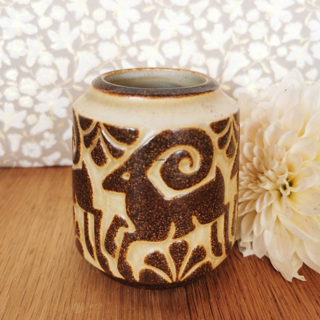 Vase mit Steinbock, Nr. 6423