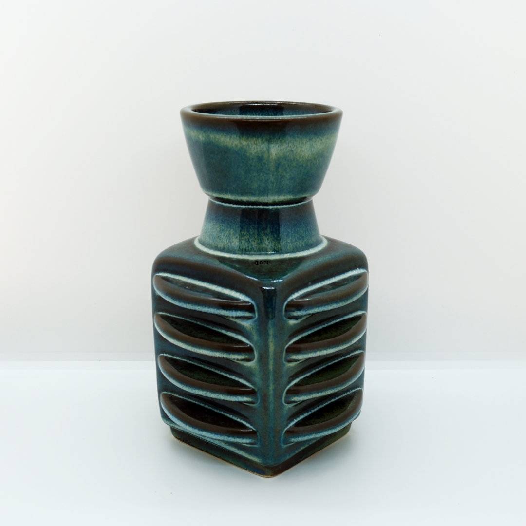 S&#xF8;holm Vase Nr. 3404 19cm, dunkelgr&#xFC;ne Glasur