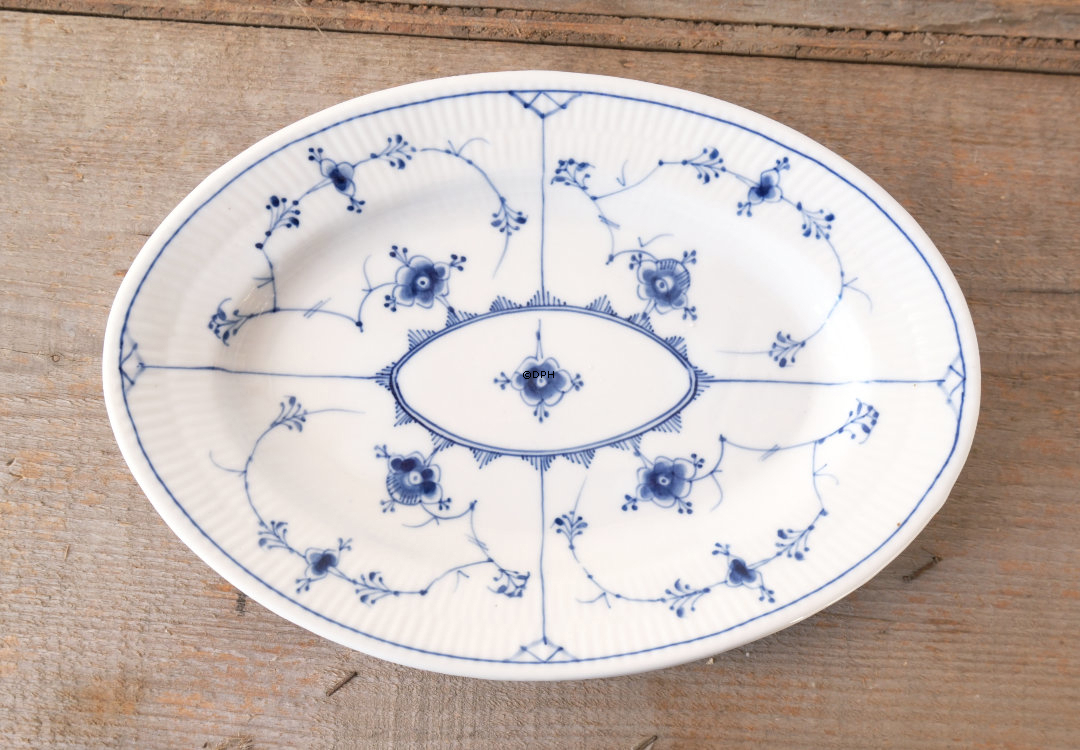 Musselmalet / Blaumaltes ovales Tablett 24 cm, klein, Bing & Gröndahl Nr. 12