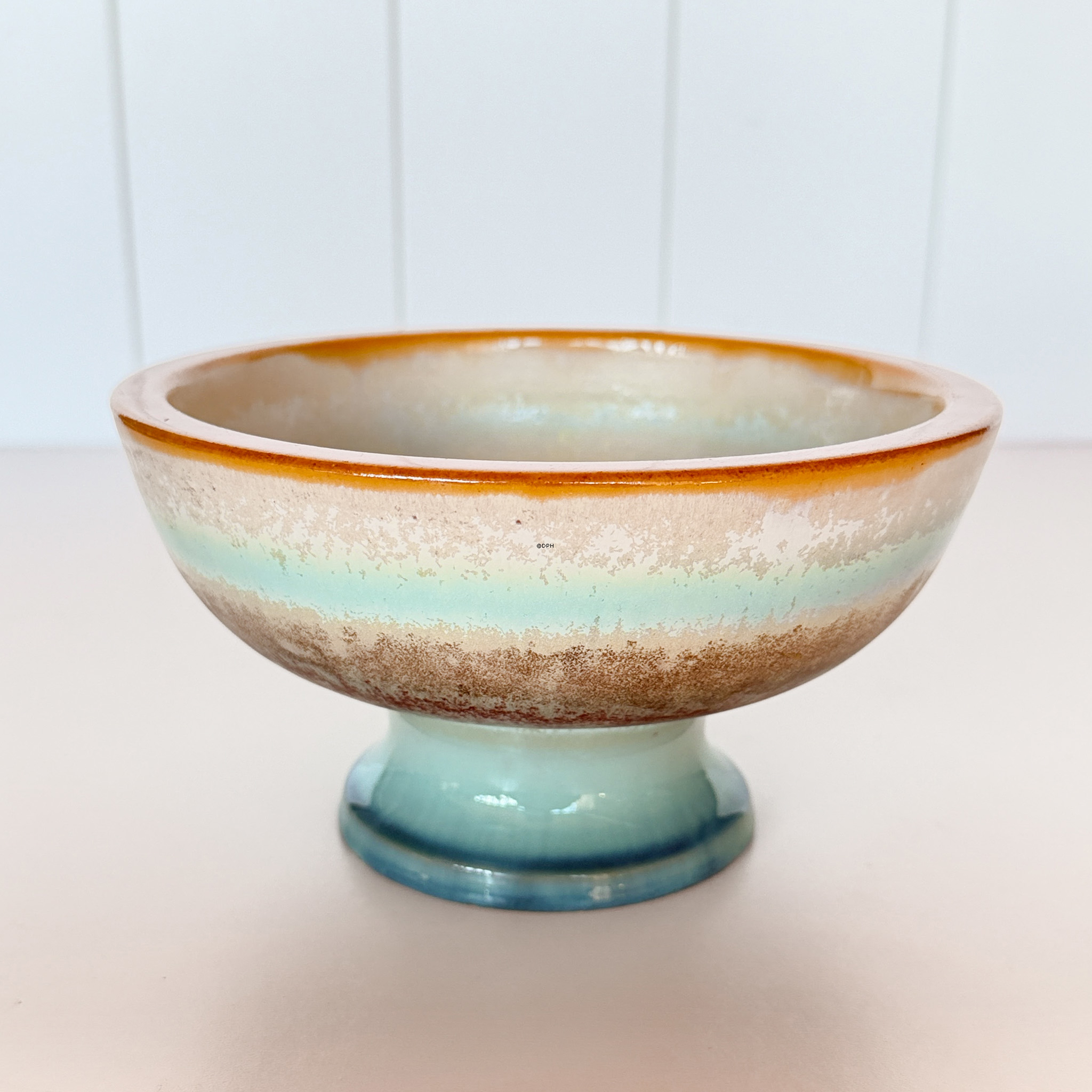 Bornholmer Steingutfabrik, Schale auf Fuß