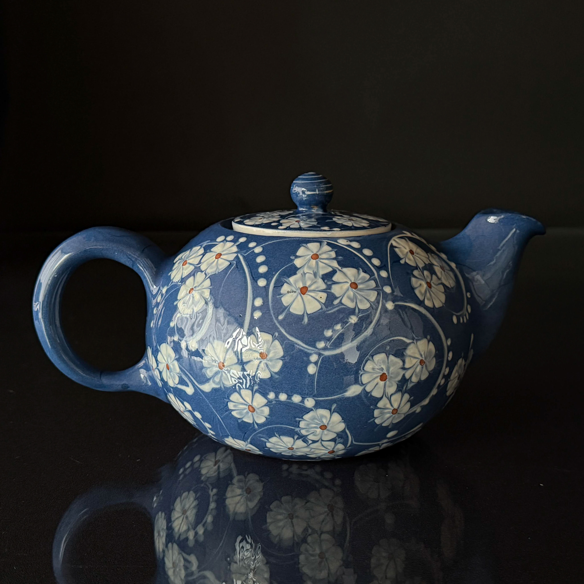Käher Keramik-Teekanne Marguerite, marineblaue Glasur mit weißen Blumen