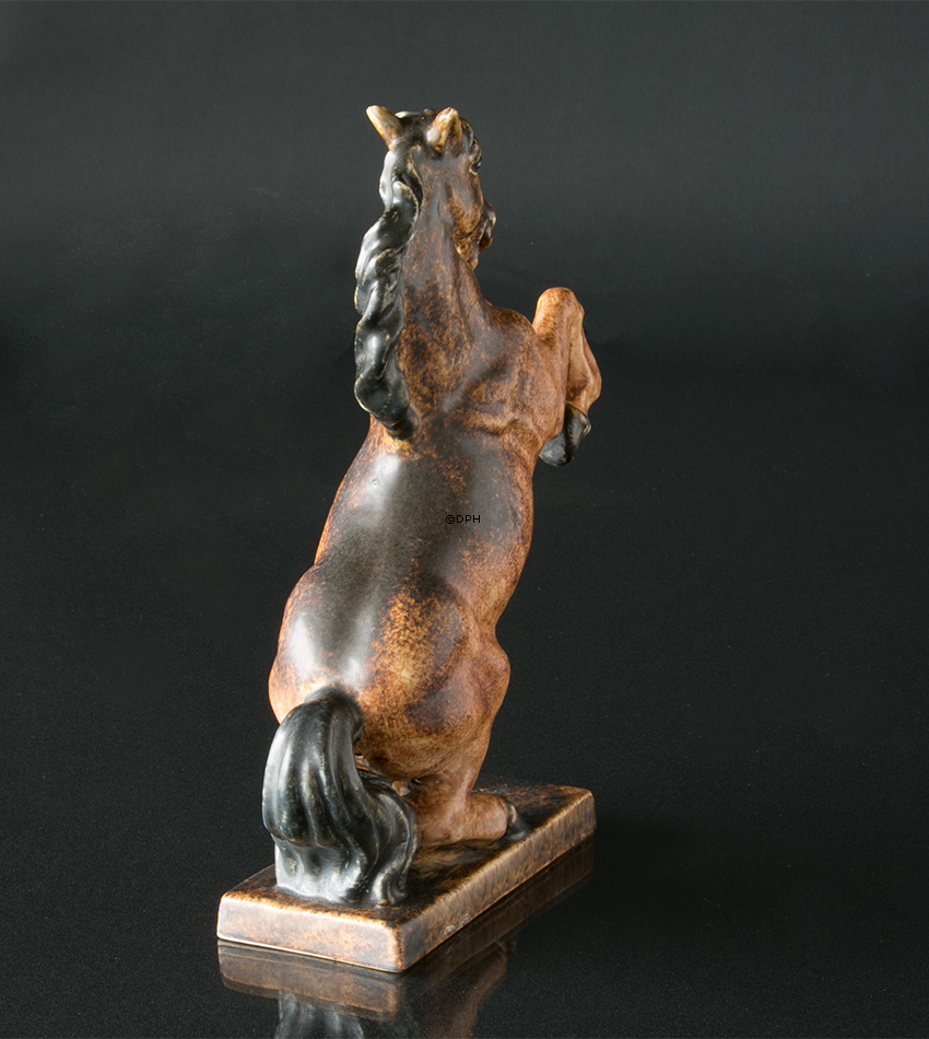 Steigendes Pferd Nr. 1998, Keramik