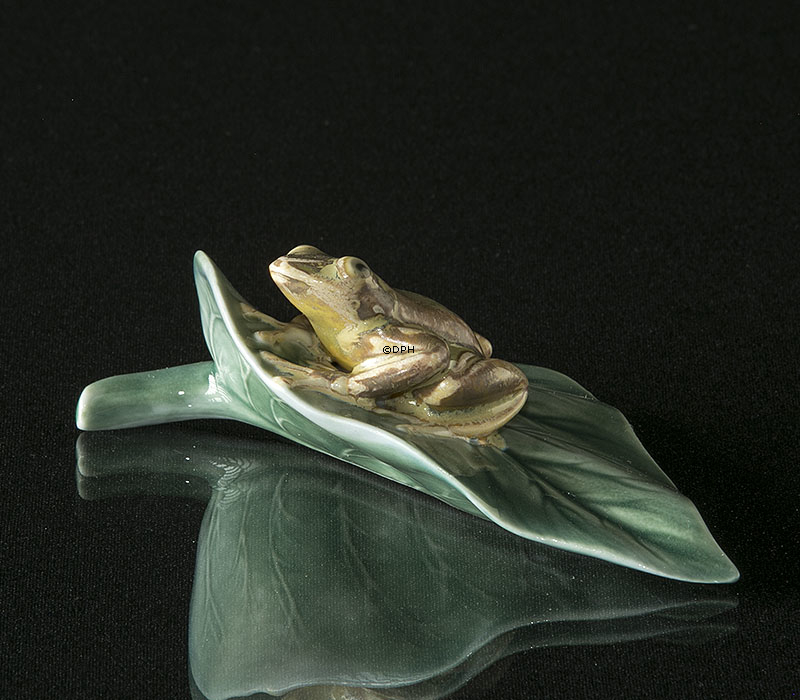 Lladro Frosch auf Blatt