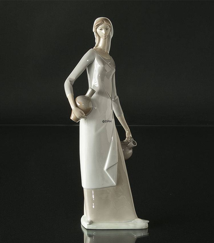 Lladro Nao Figur, Frau