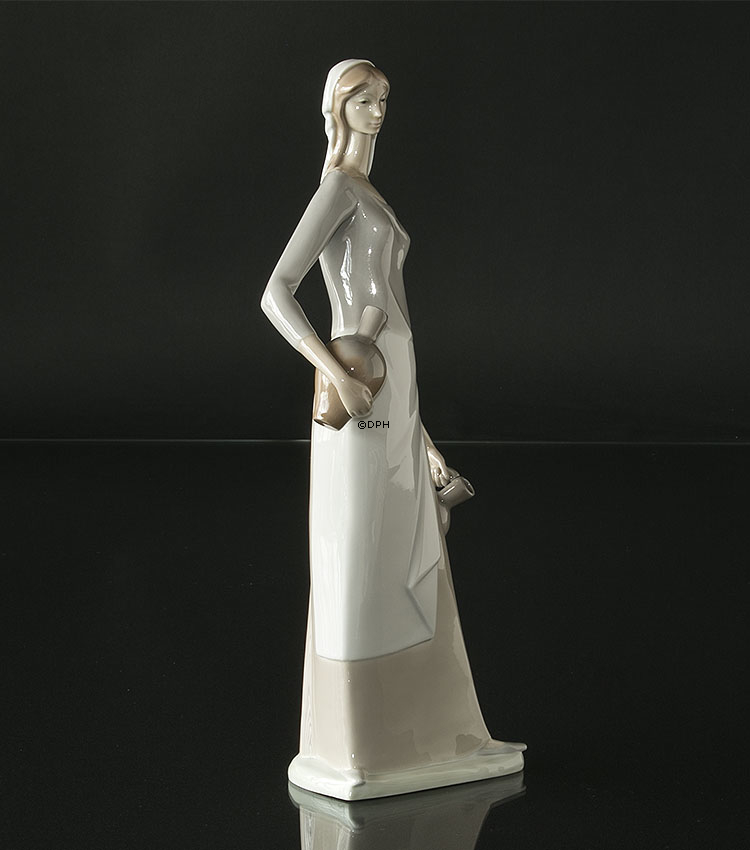 Lladro Nao Figur, Frau