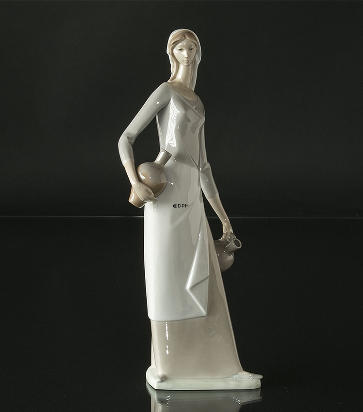 Lladro Nao Figur, Frau