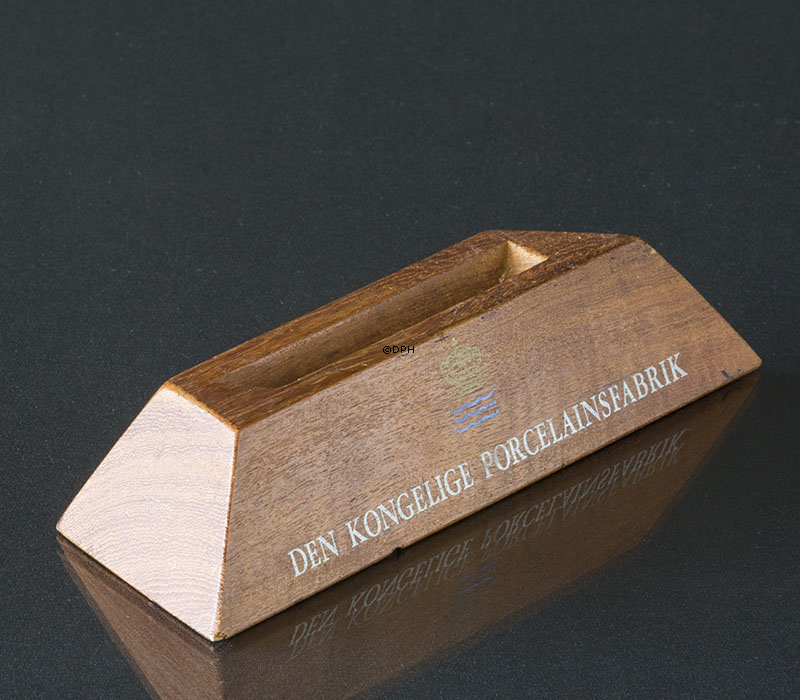 Royal Copenhagen Ziertellerhalter "Den kongelige Porcelainsfabrik" Holz