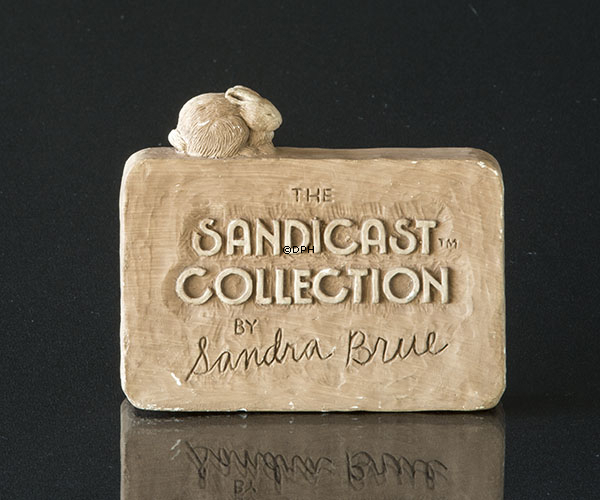 Sandra Brue schild "The Sandicast Collection"