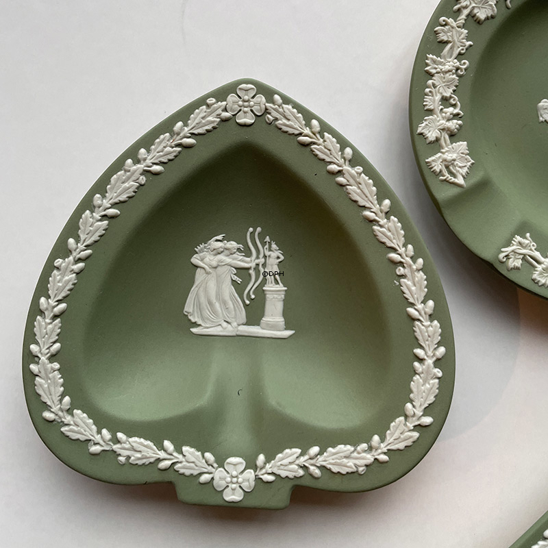 Wedgwood Jasperware Schüsselset grün mit weißem Relief, 4 Stk.
