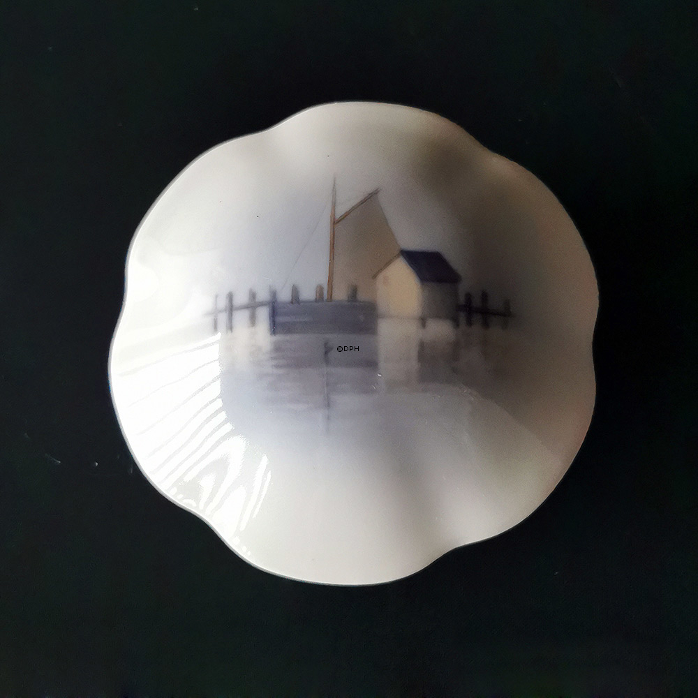 Bonbonniere mit Fischkutter, Bing & Grondahl