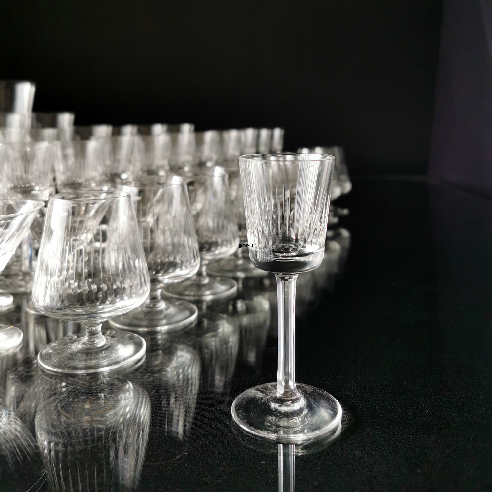 Weingläser aus Vintage-Kristall Trinkgläser SET insgesamt 58 Stück