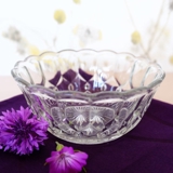 Glasschale mit Schiffen