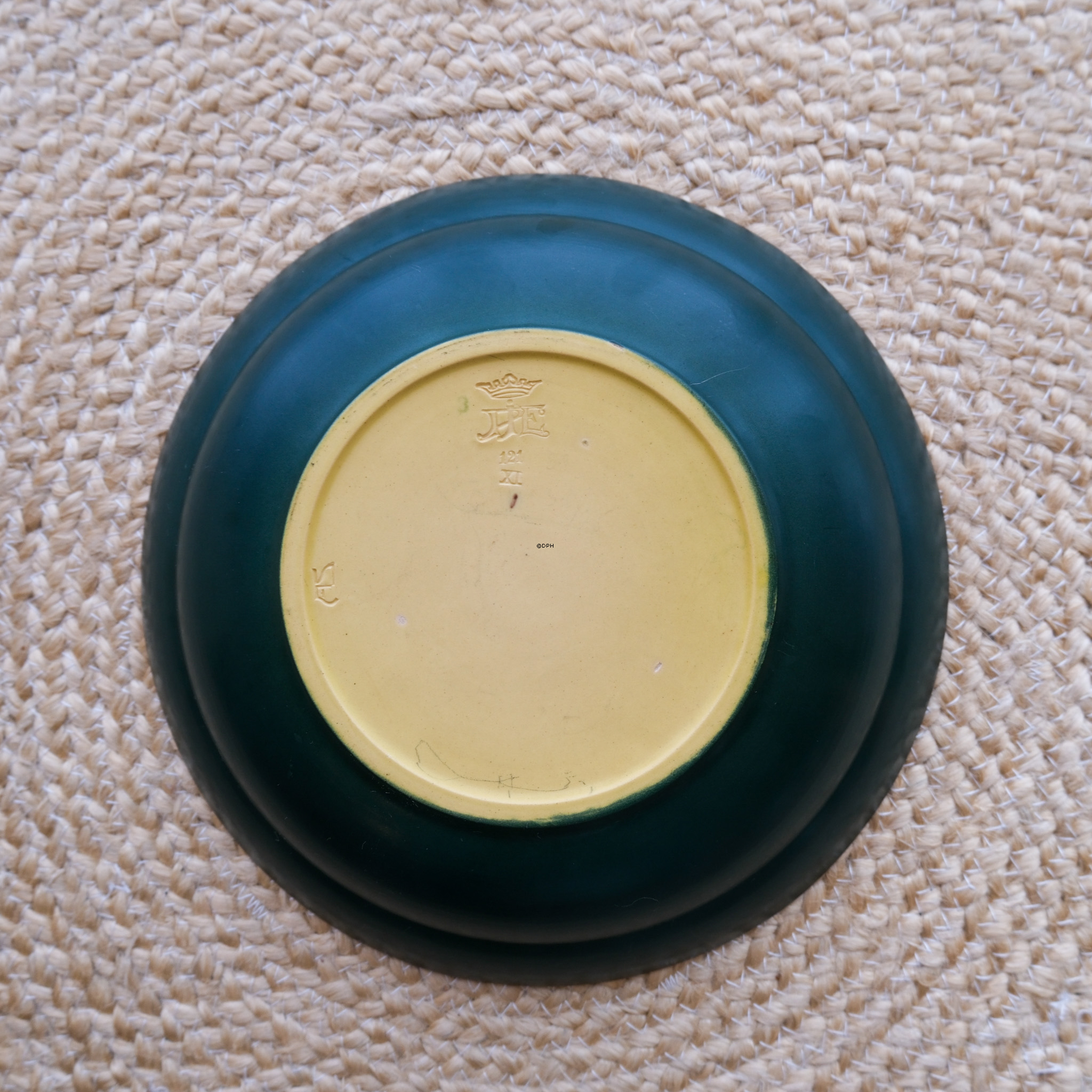 Ipsen Schale mit Reh Nr. 121