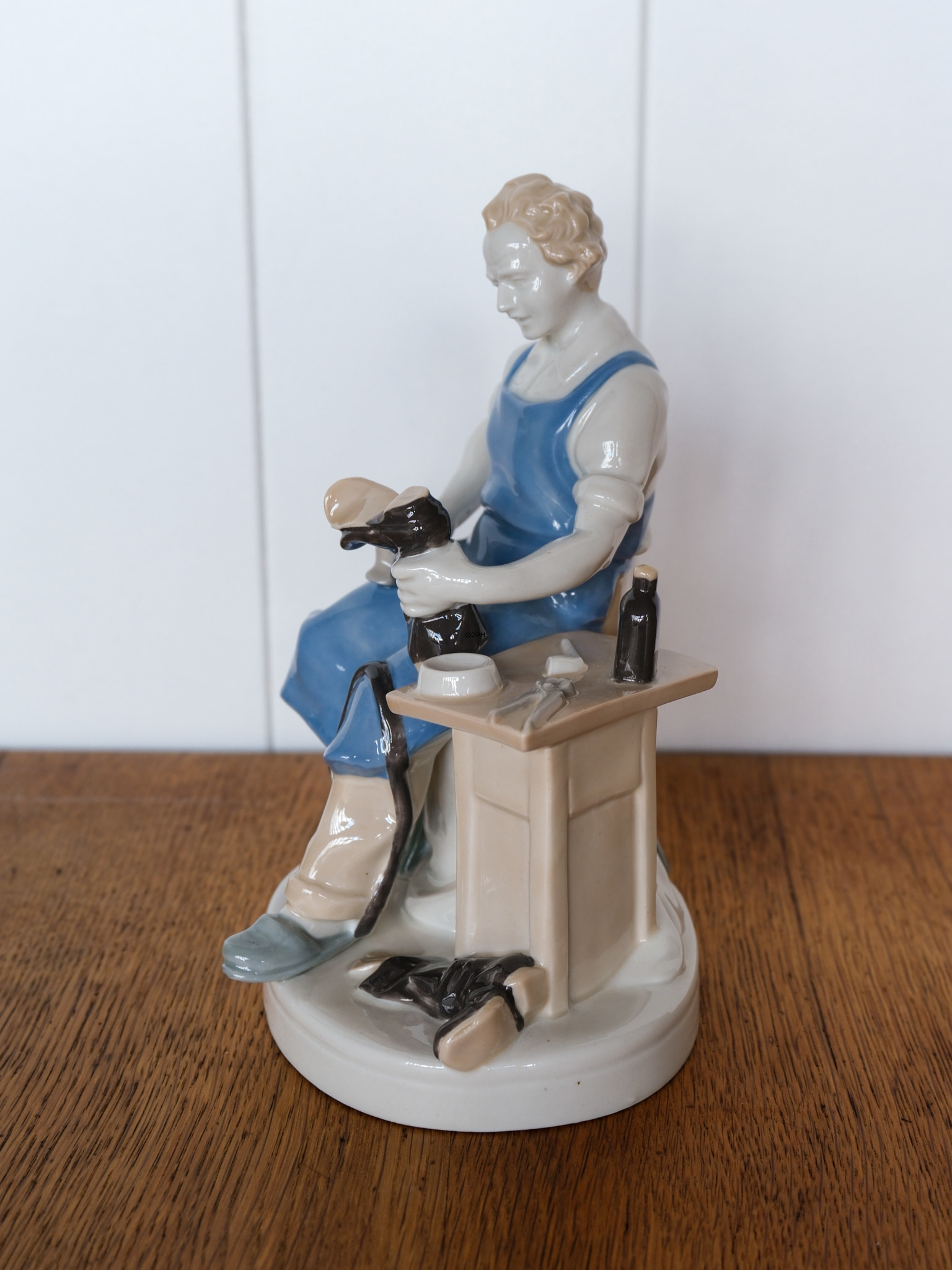 Figur eines Schusters, GDR Nr. 9852