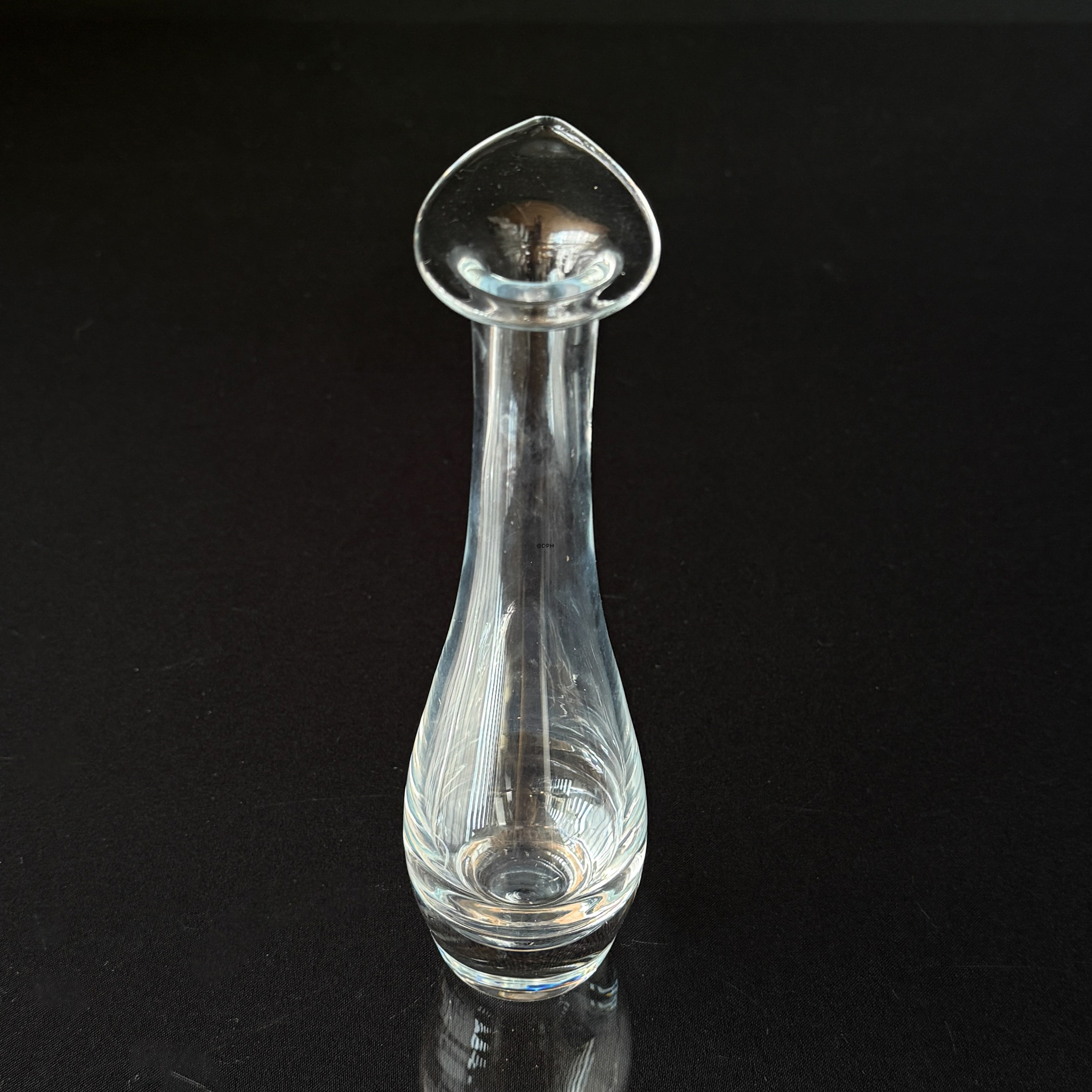 Elegante Glasvase, Solitärvase für eine einzelne Blume