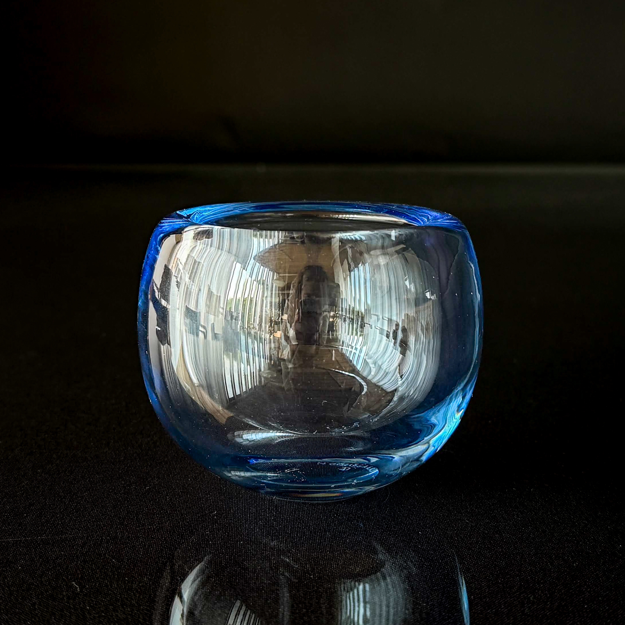 Elegante Glasvase, Solitärvase für eine einzelne Blume
