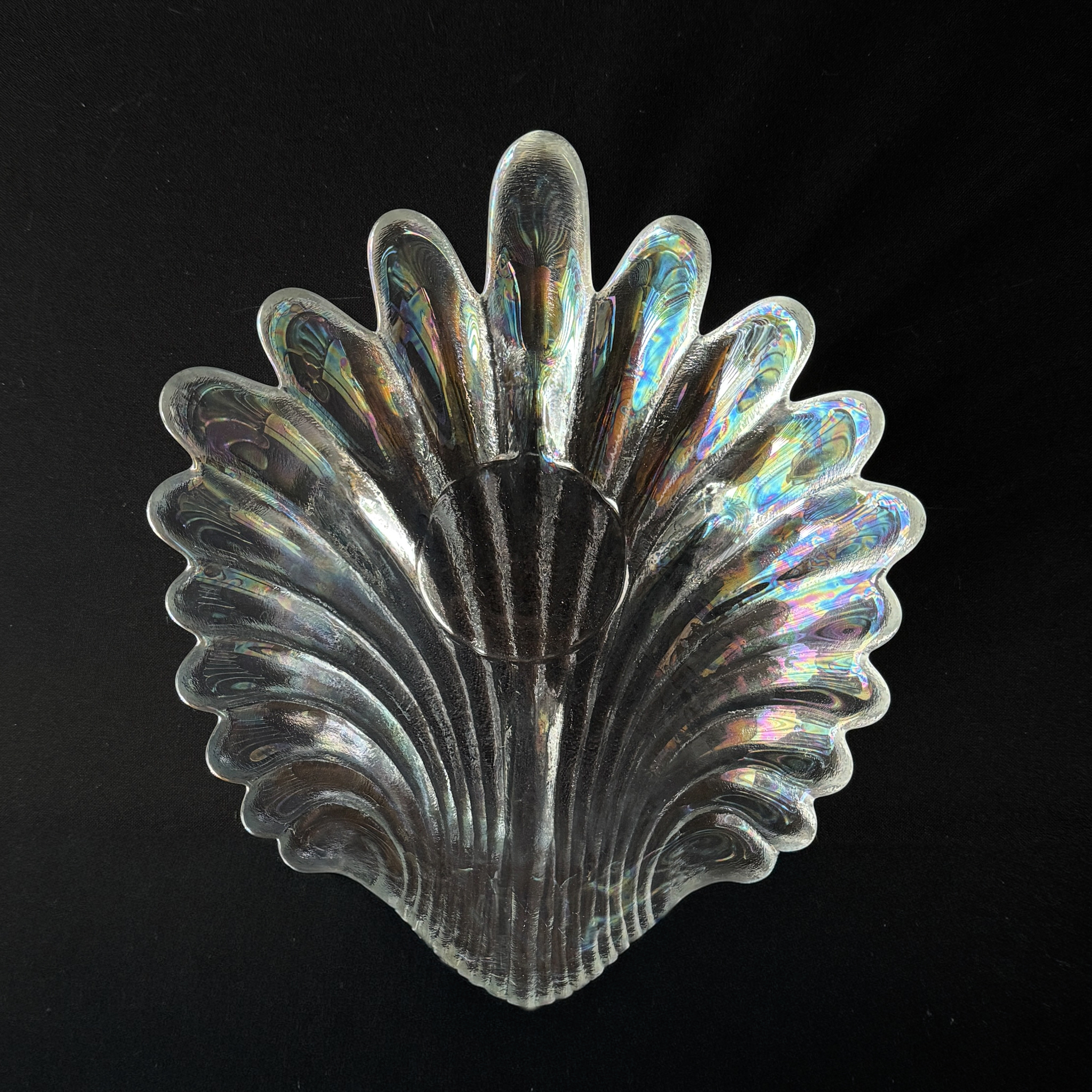 Glasschale mit Blume