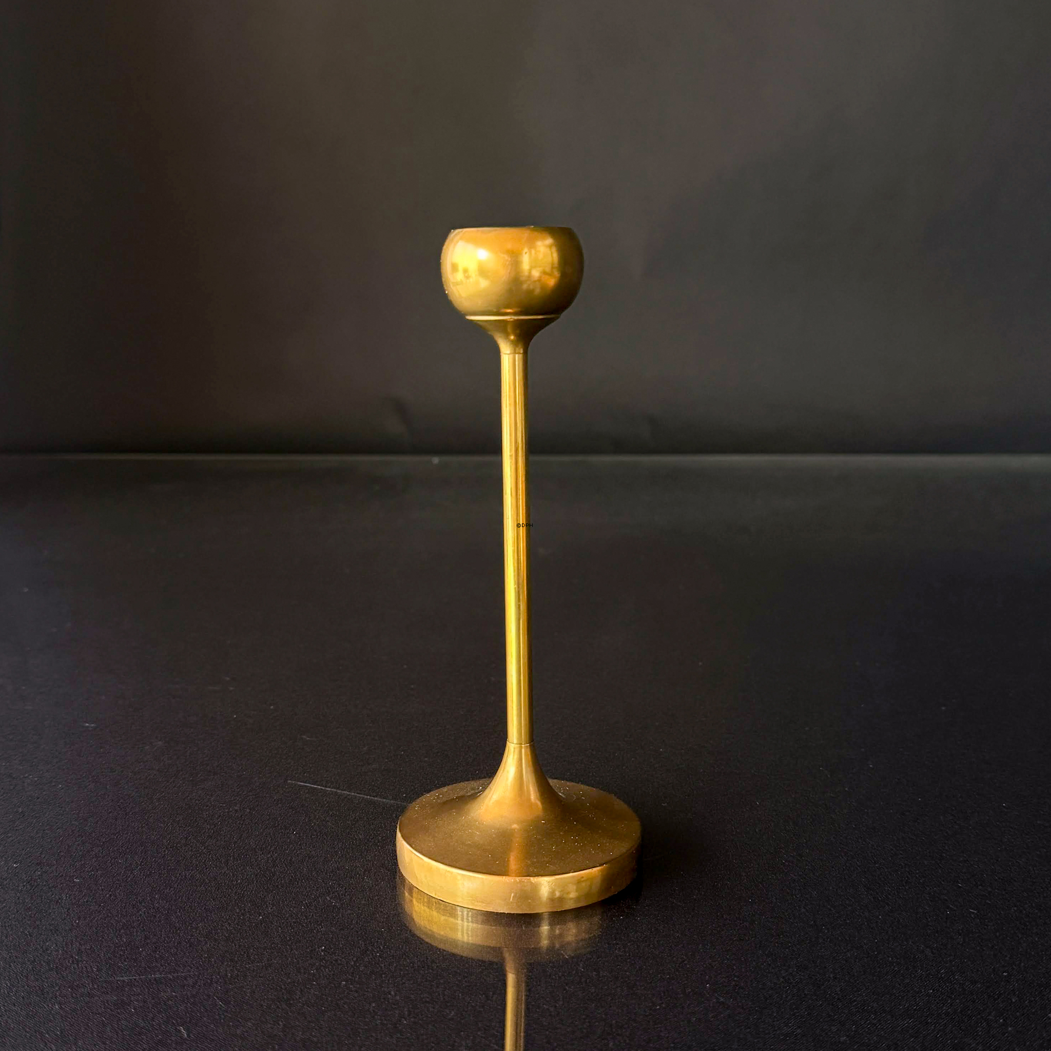 Alter Messing-Kerzenhalter, 35 cm