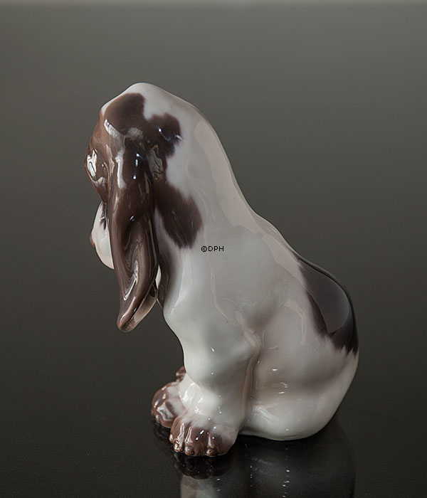 Dahl Jensen sitzende Hund Figur, Basset Hound, 14,5 cm