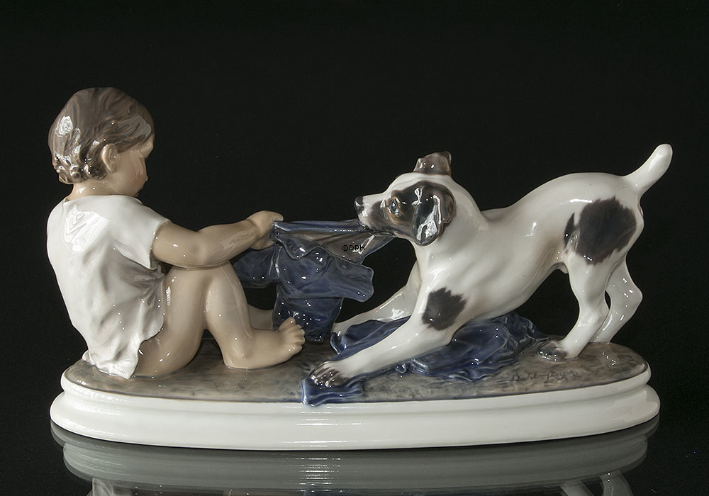 Junge mit Hund Figur Dahl Jensen