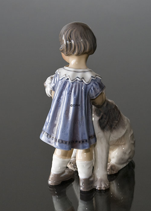 Mädchen mit Hund Figur Dahl Jensen