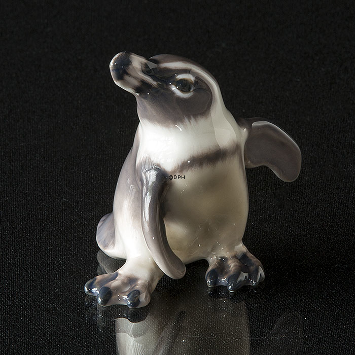 Kleiner stehender Pinguin, Dahl Jensen Vogelfigur Nr. 1101