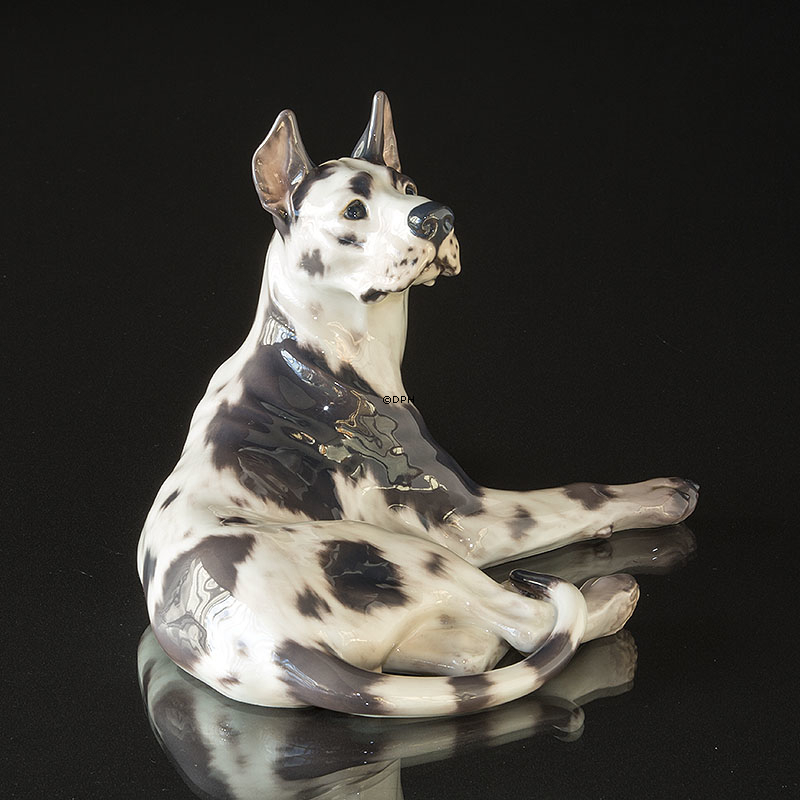 Dahl Jensen Hundefigur, liegender Grand Danois, Nr. 1112